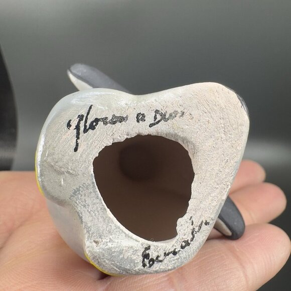 VINTAGE GLORIA DIAS ECUADOR PENGUIN FIGURE Hand Made Pottery Signed Figure VTG - Picture 4 of 11